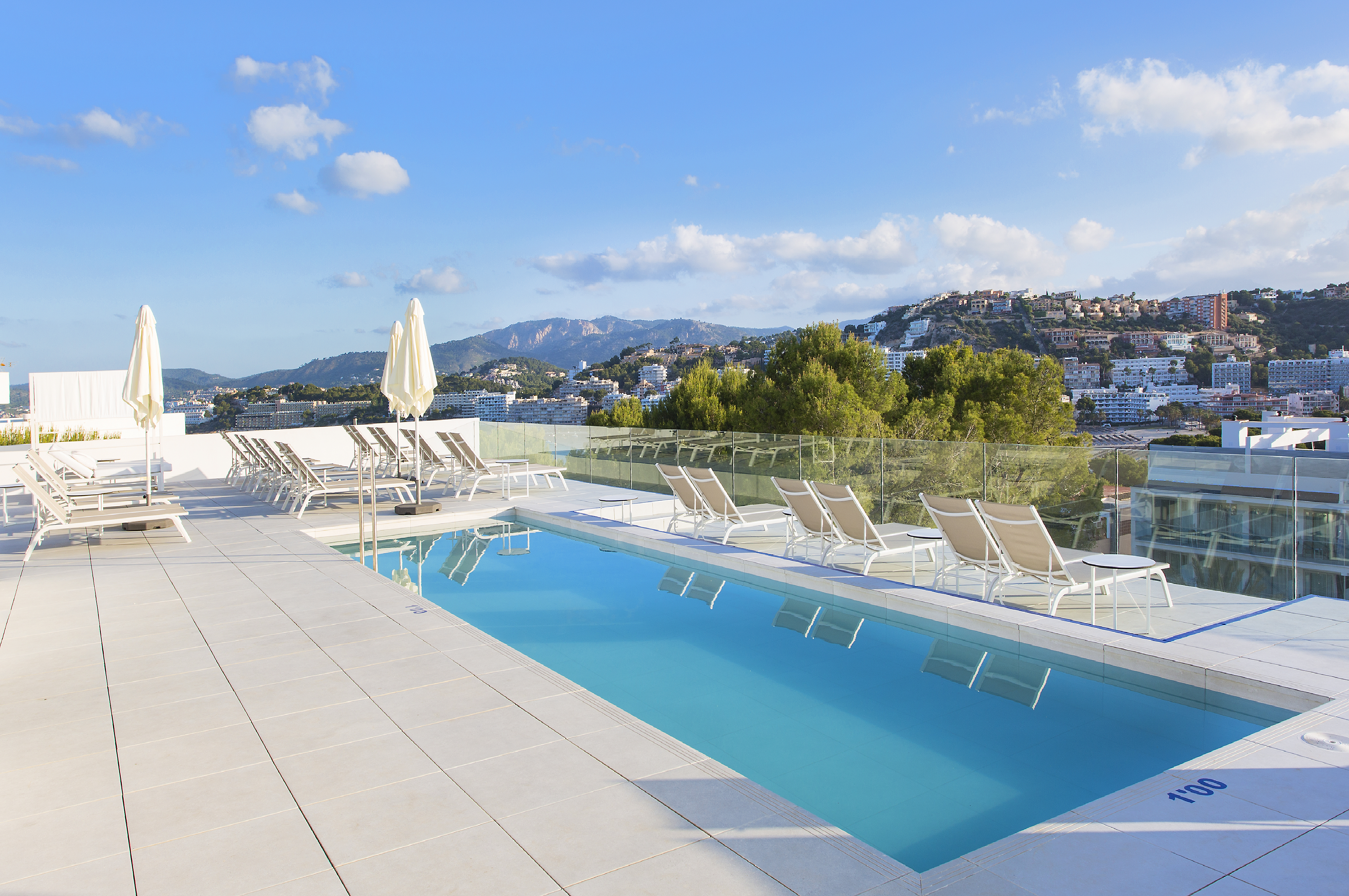 Sky Senses Hotel 25/50