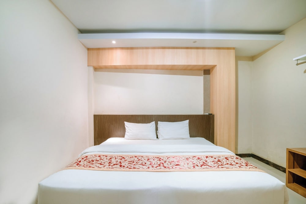 Super OYO Balitone Residence 11/31