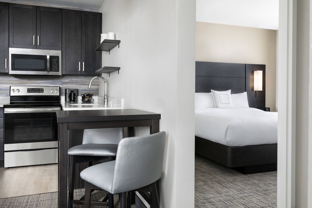 Residence Inn Long Island Garden City 15/51