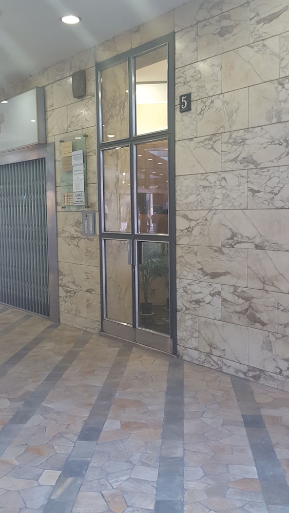 Bnbutler - Galleria Unione 18/21