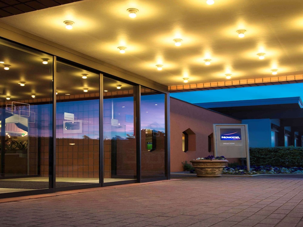 Novotel Macon Nord 3/74