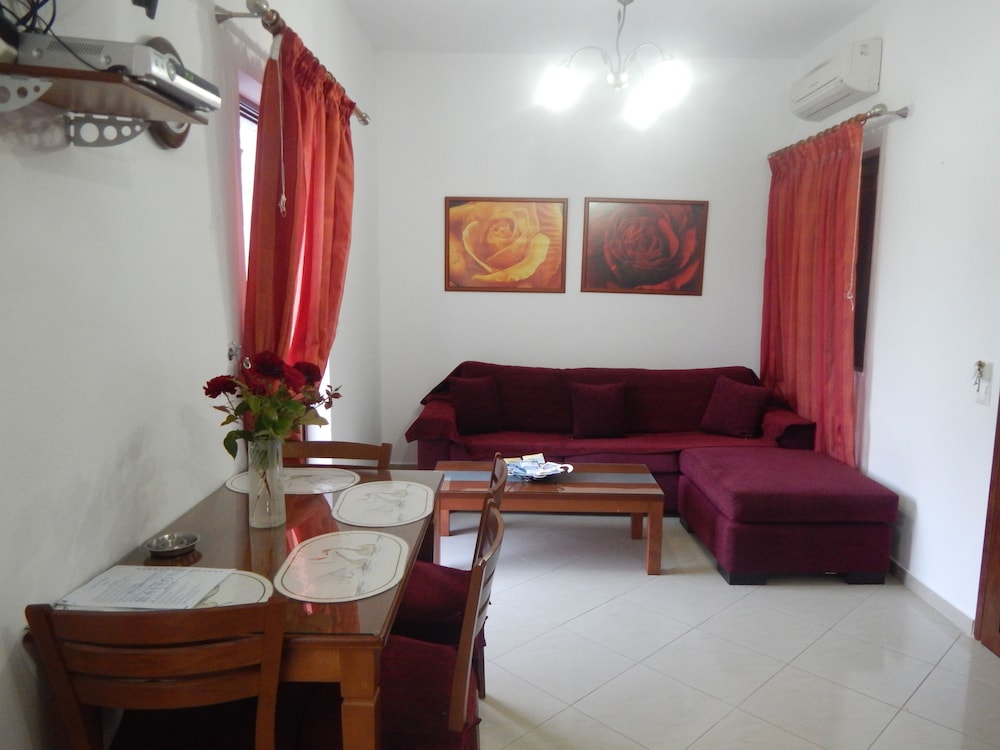 Kalloni Village 37/60
