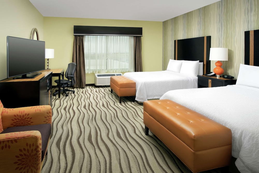 Hampton Inn And Suites El Paso/East 16/47