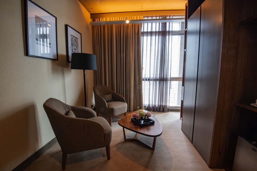 Hotel Grand Brizo La Plata 44/77