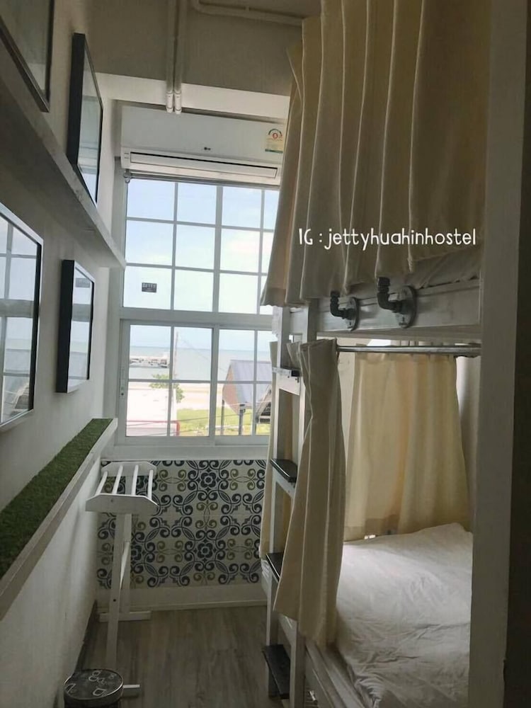 Jetty Huahin Hostel 49/77