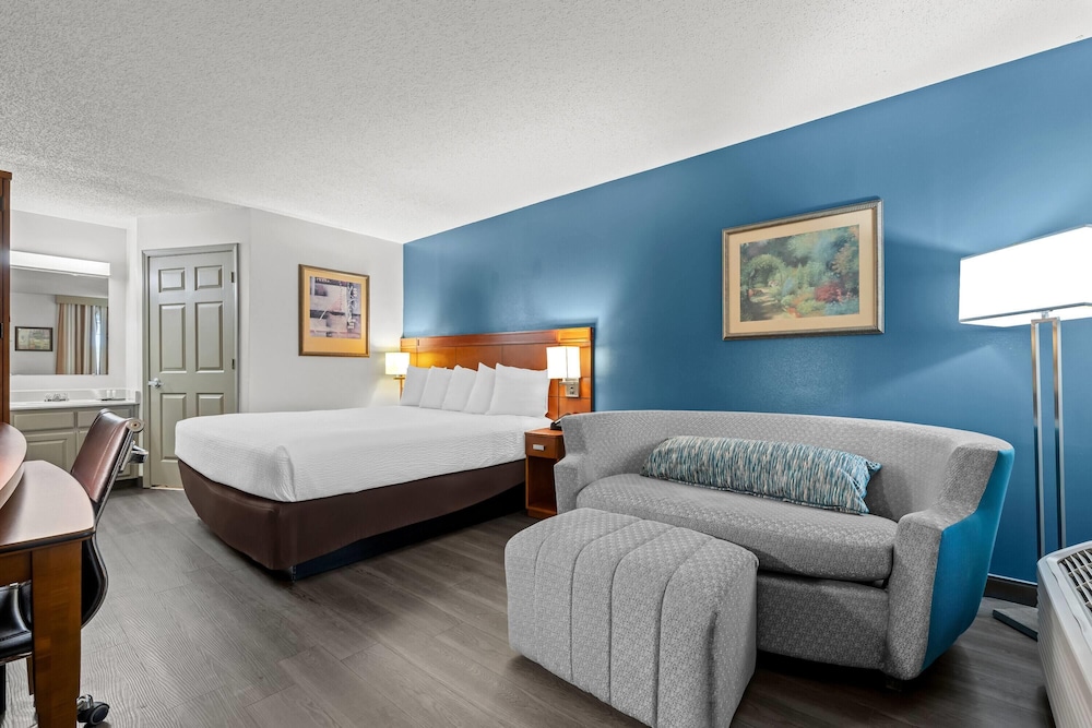 غرفة قياسية بسرير كينج، Baymont by Wyndham Tuscaloosa 5/10