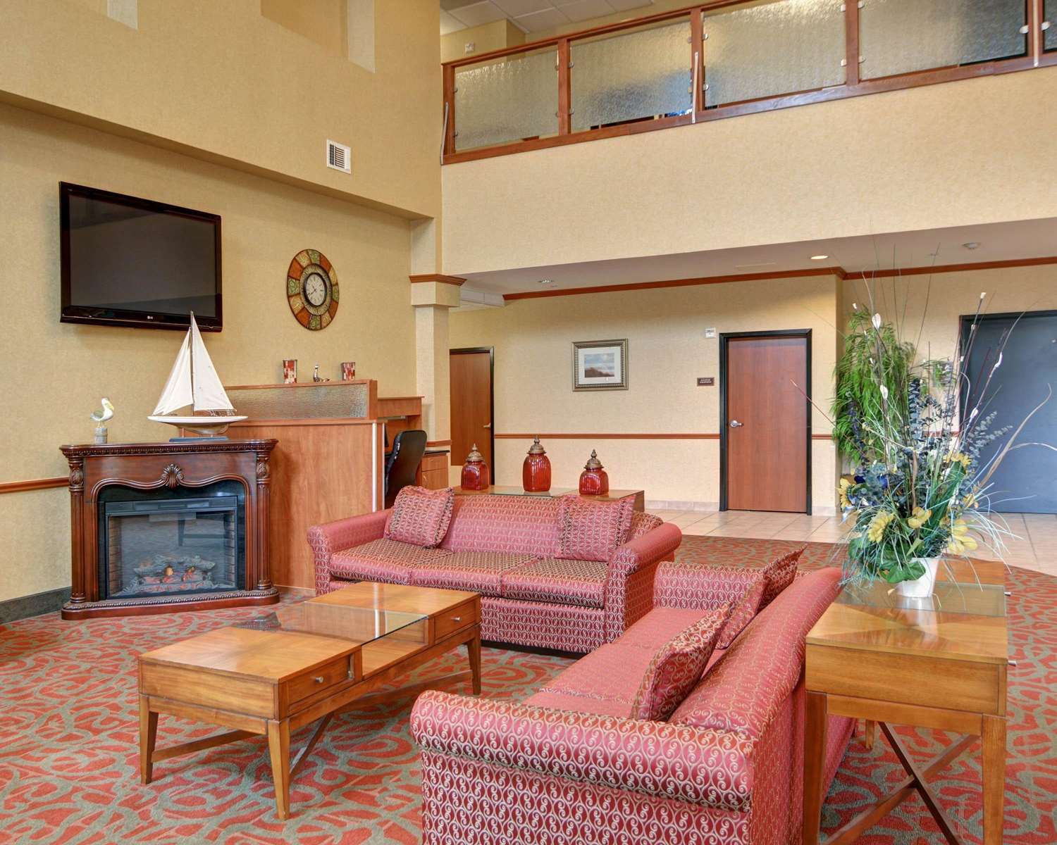 Quality Suites Near Cedar Creek Lake Mabank, TX 26/42