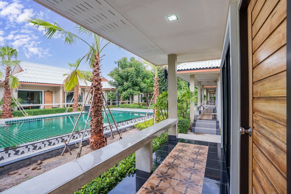 Tontan Resort Cha Am 43/45