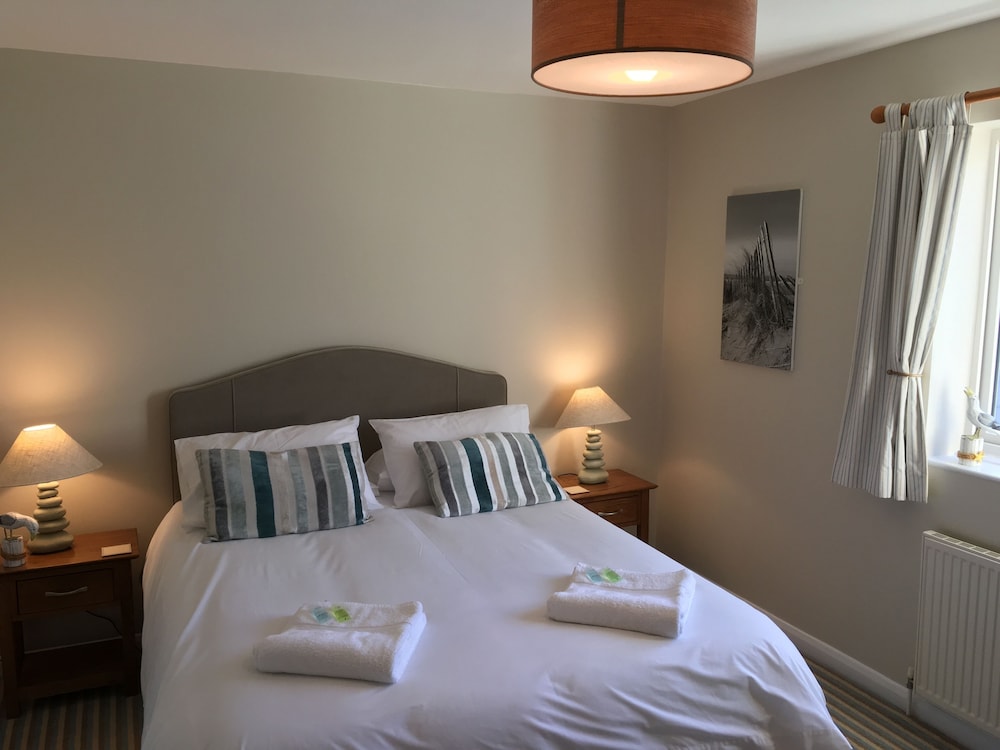 The Waterfront Inn 9/50