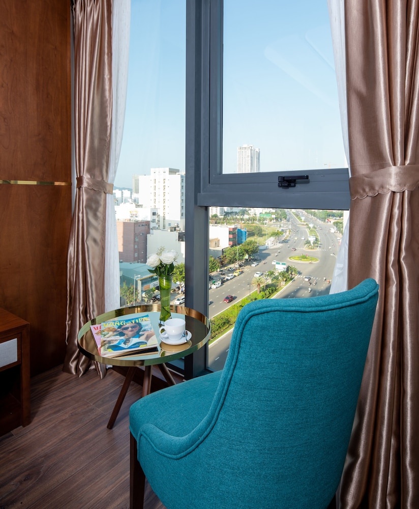 CN Palace hotel 59/67