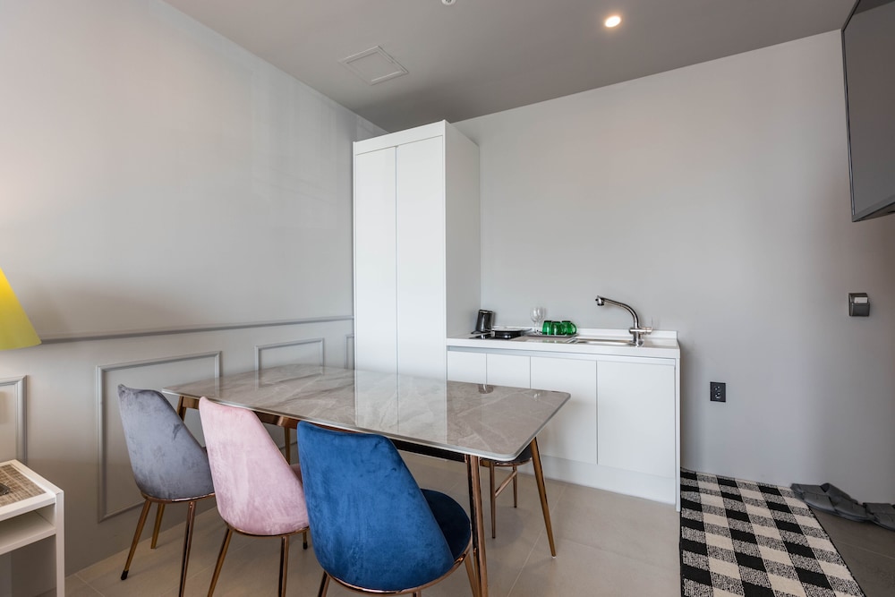 Bluespring Boutique Hotel 5/50