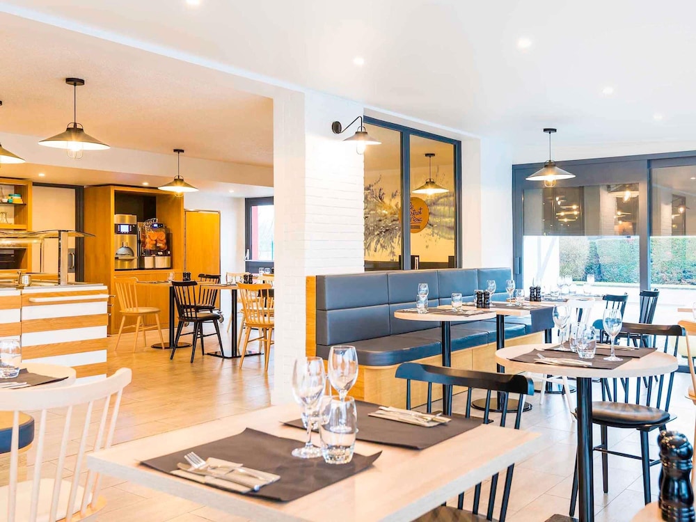 Ibis Styles Rouen Val-de-Reuil 53/78
