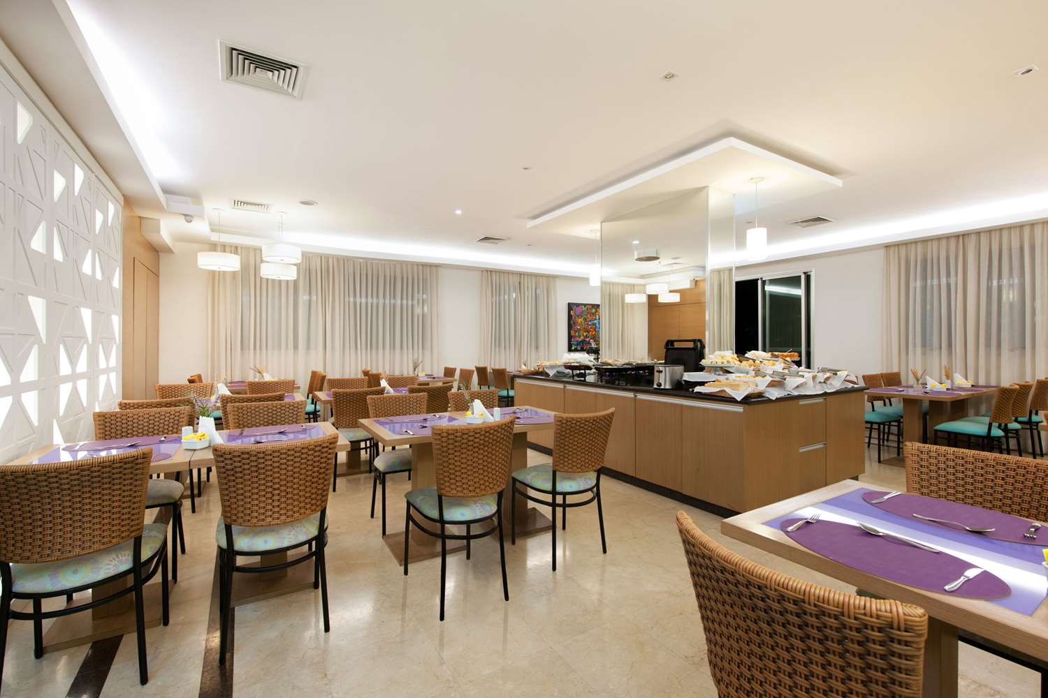 Quality Suites Oscar Freire 39/46