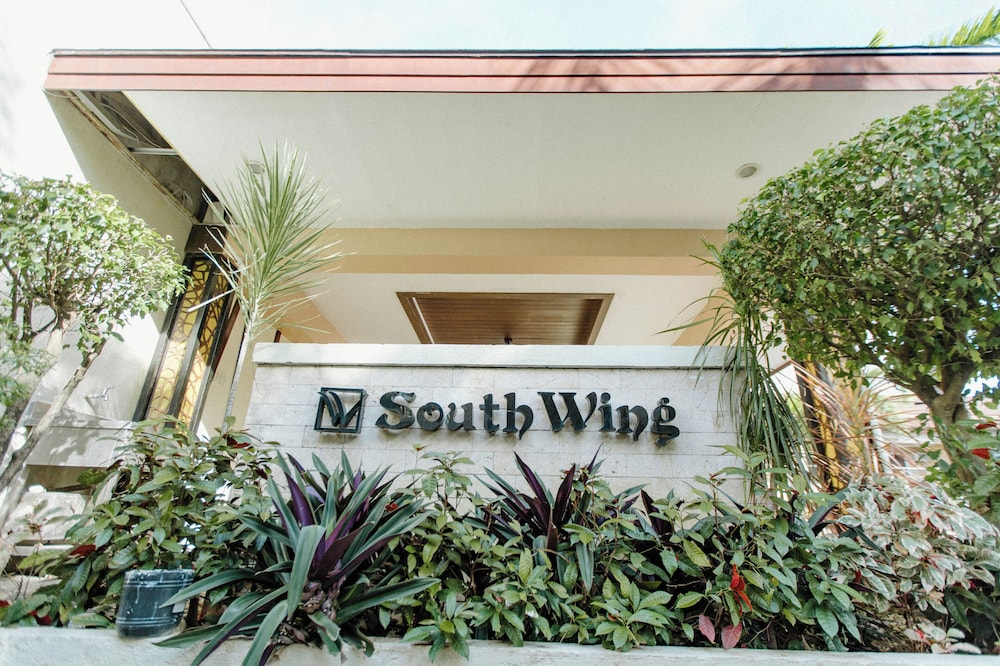 Cebu Westown Lagoon - South Wing 8/57