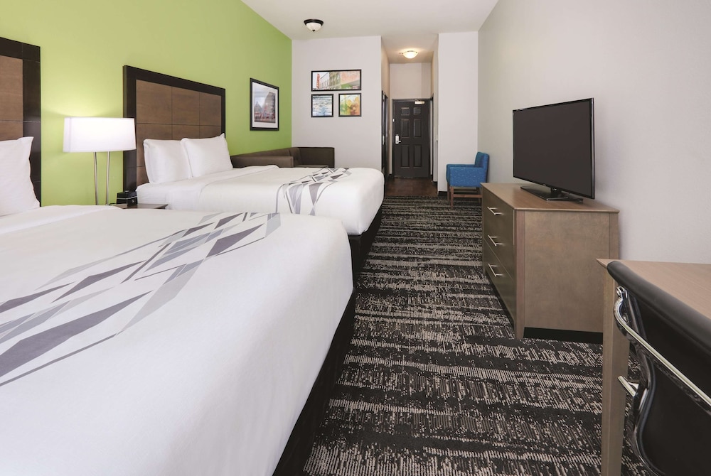 La Quinta Inn & Suites by Wyndham Tyler South 15/46