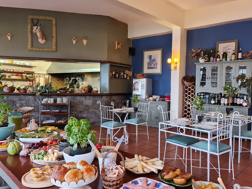 restaurant-cafeteria