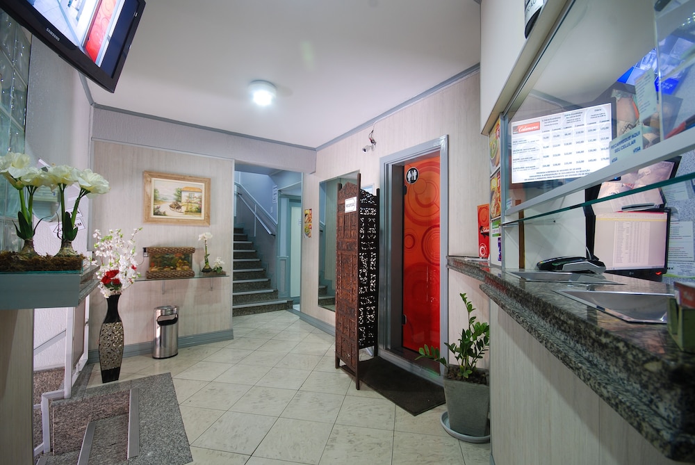 Calamares Hotel 22/49