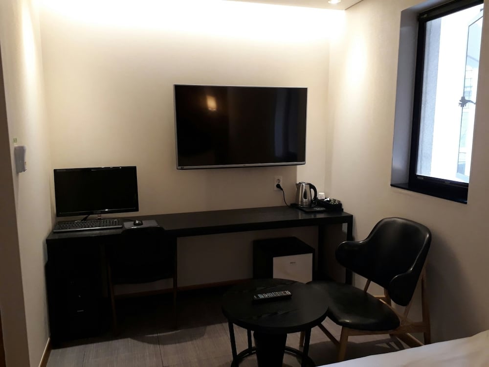 2Day Hotel 32/50