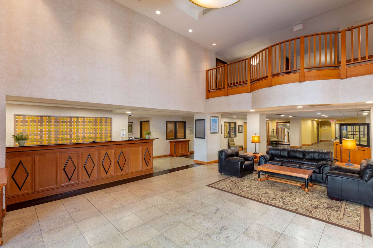 La Quinta Inn & Suites by Wyndham Garden City 3/42