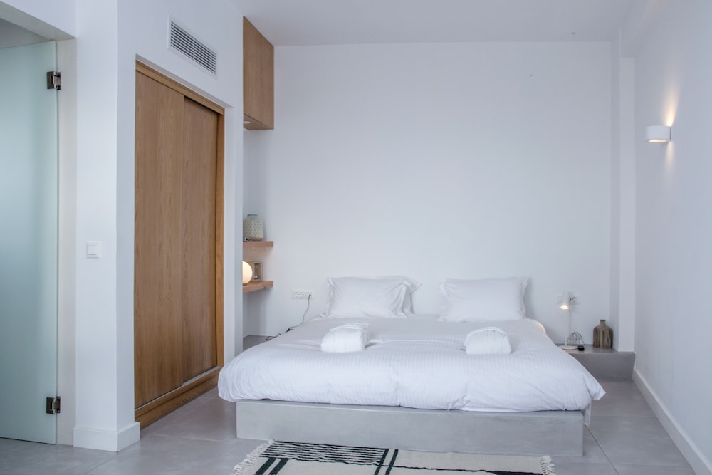 Panorama Suites 22/76