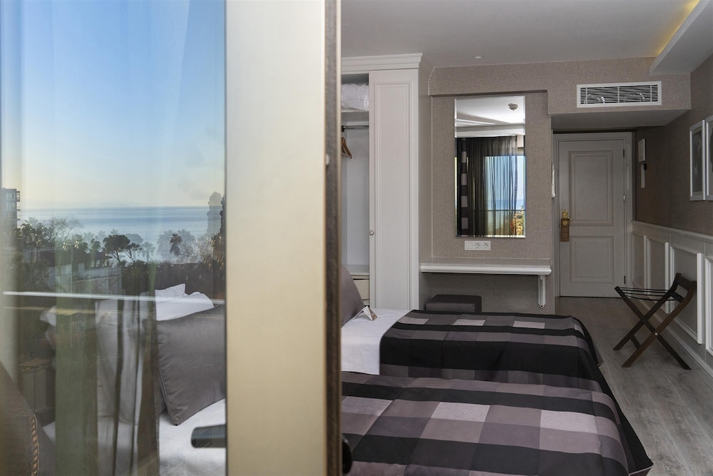 Sky Kamer Boutique Hotel 32/78