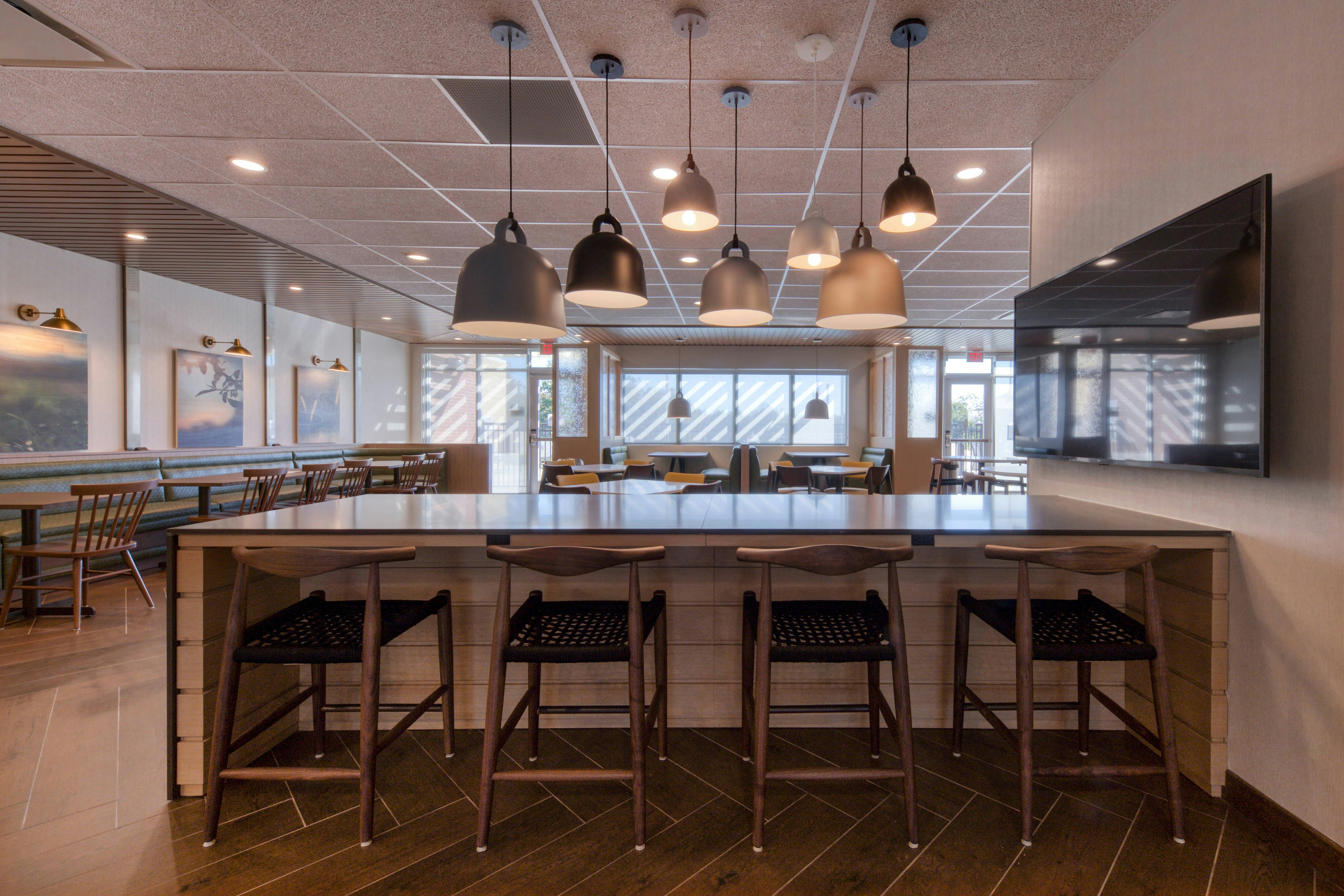 Fairfield Inn & Suites by Marriott Charlotte Belmont 11/15