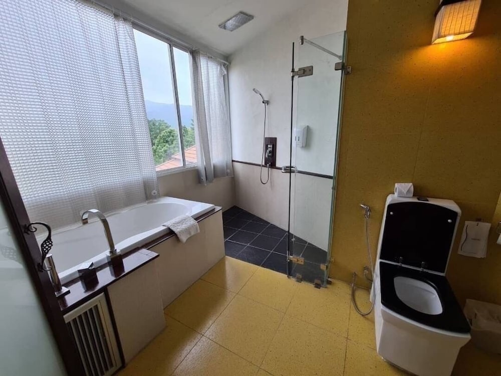 Mountain Creek Wellness Resort 51/51