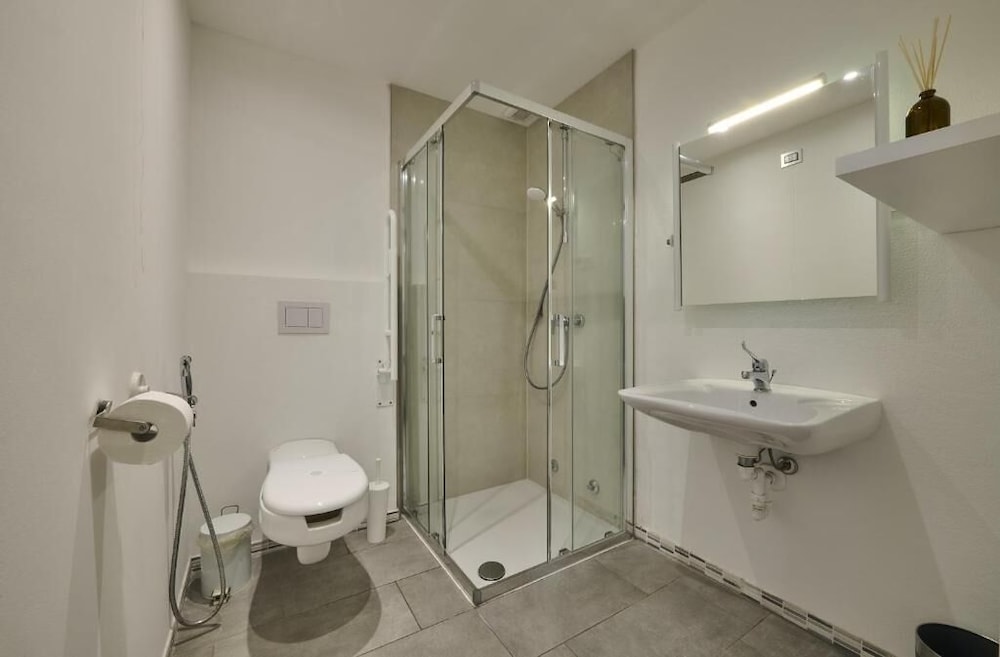 Hotel Don Ferrante 48/50