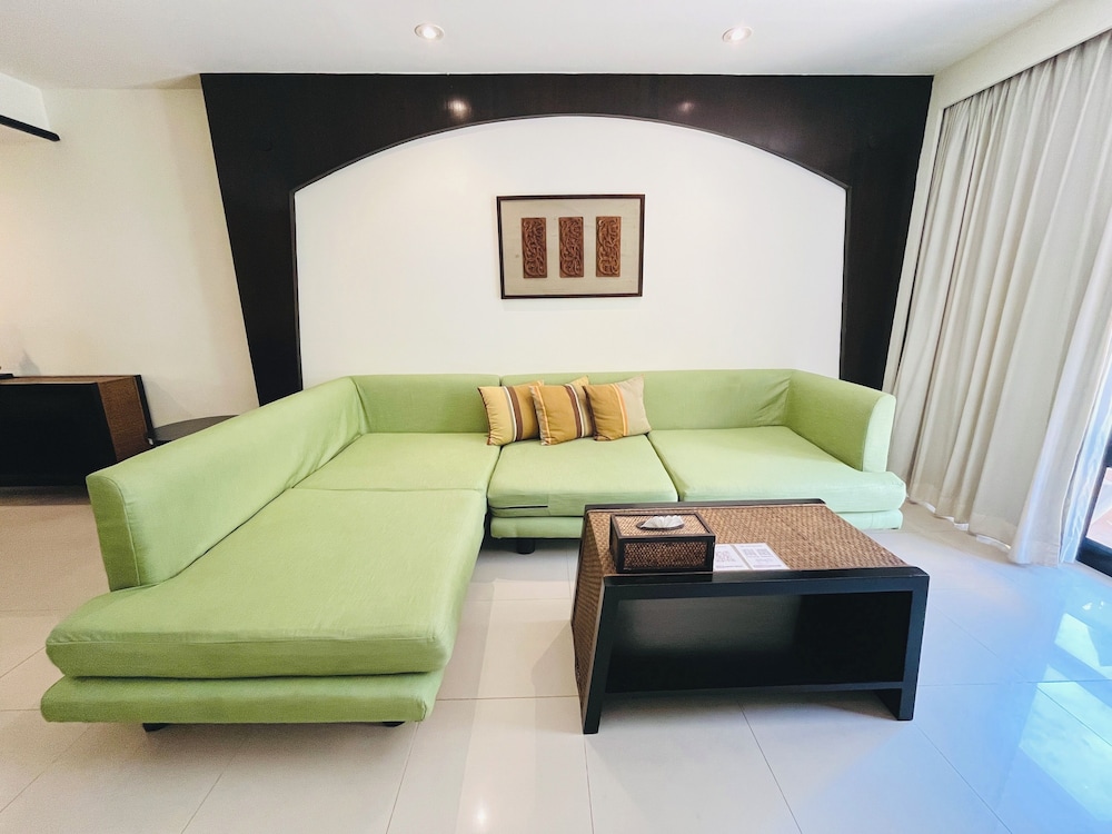 Woraburi Phuket Resort And Spa 42/75