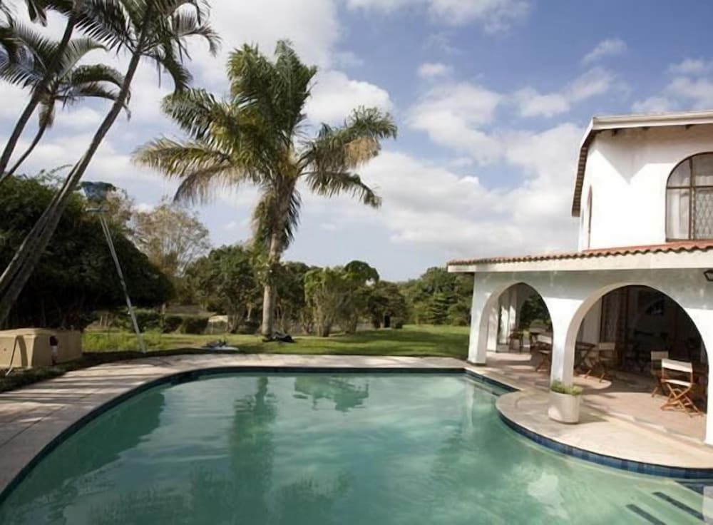 Bizafrika Guest Lodge &amp; Conference Center 42/50