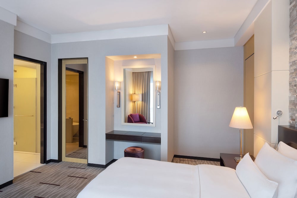 1 Bedroom, Westin, Suite, Balcony