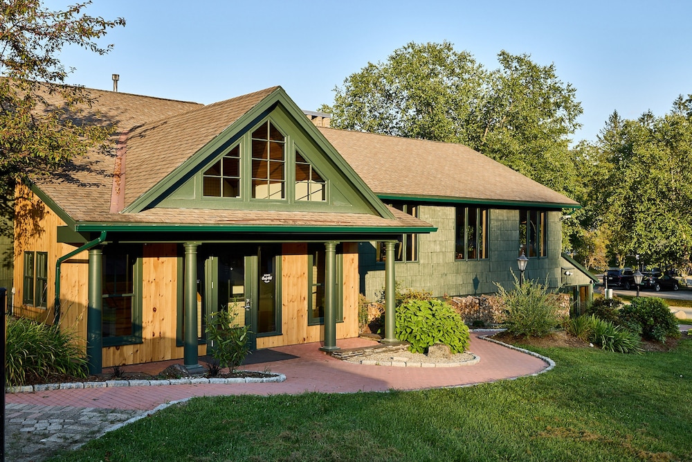 Bluebird Cady Hill Lodge 3/50