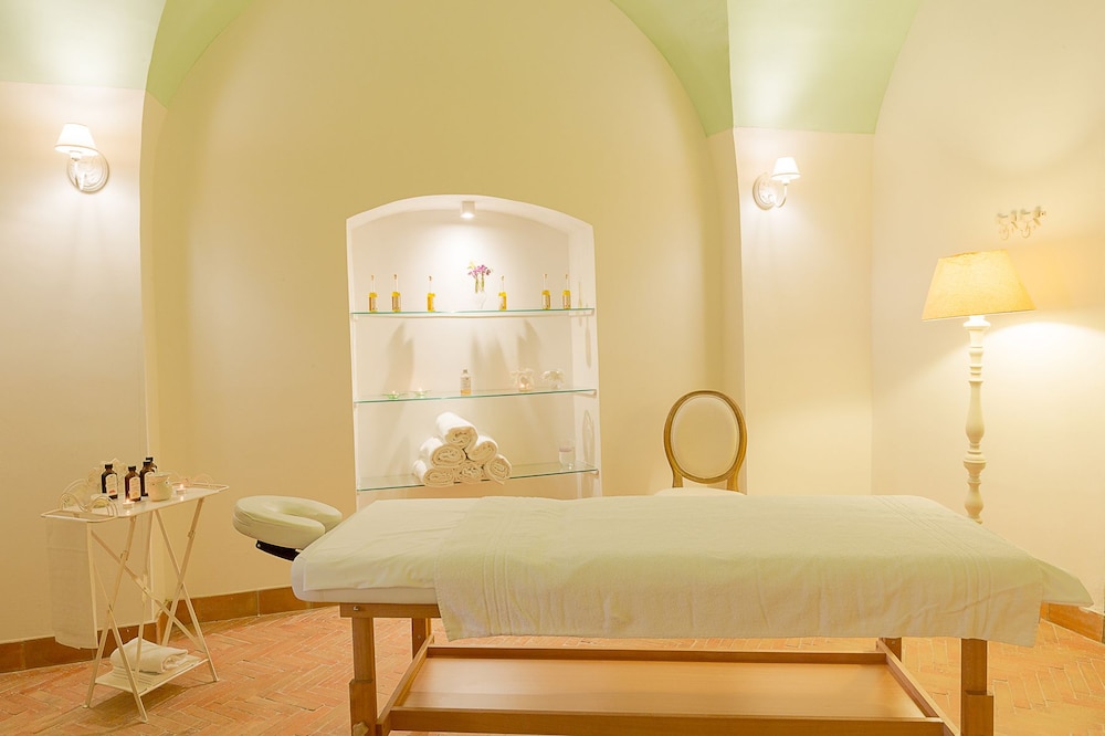 Villa Calandrino Hotel 33/65