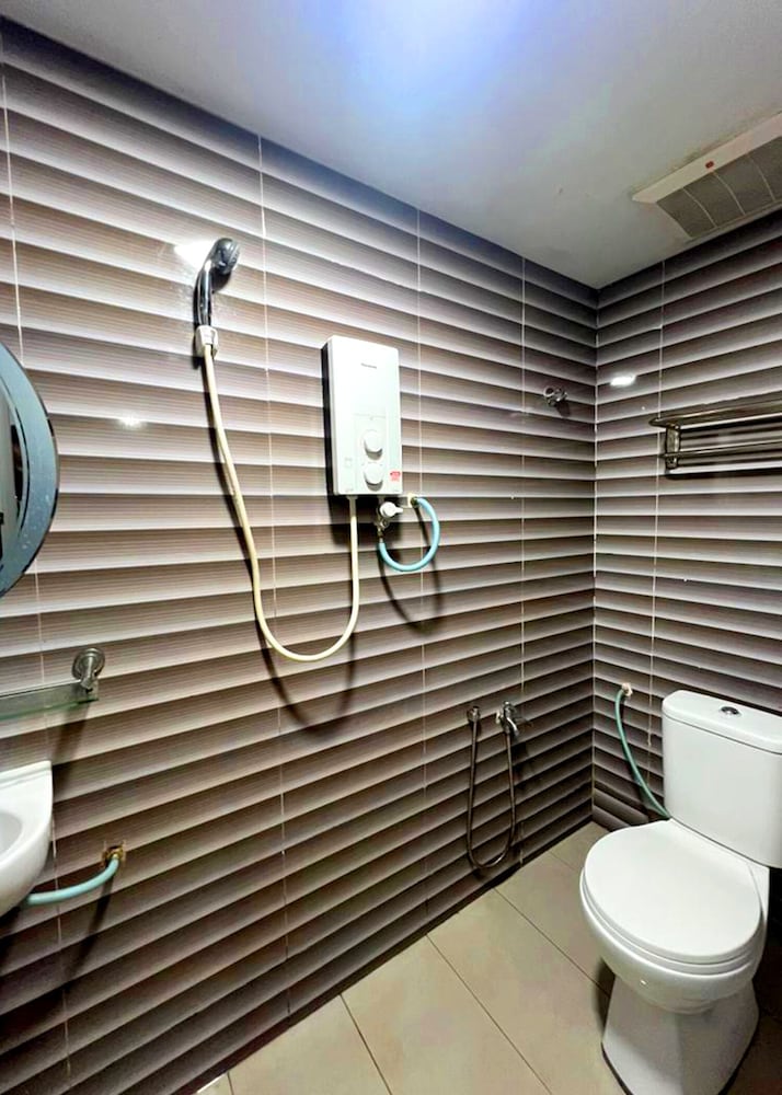 DE GLORY HOTEL USJ 21 20/20