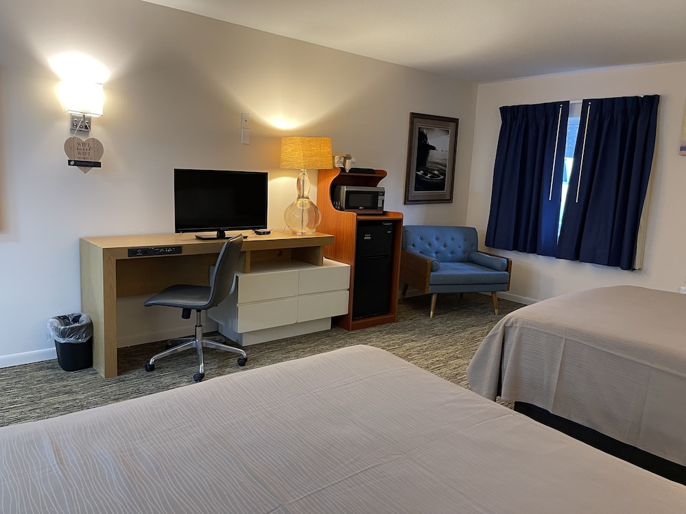 Rodeway Inn Oscoda, MI 11/32