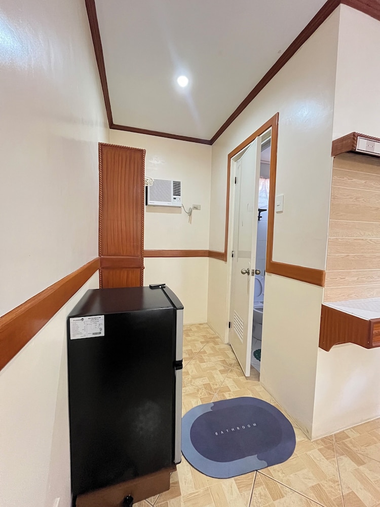 Coconut Pension House 4/34