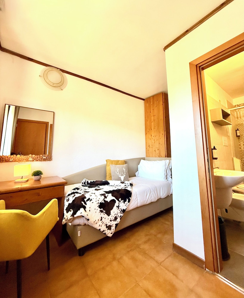 Hotel Iris 9/50
