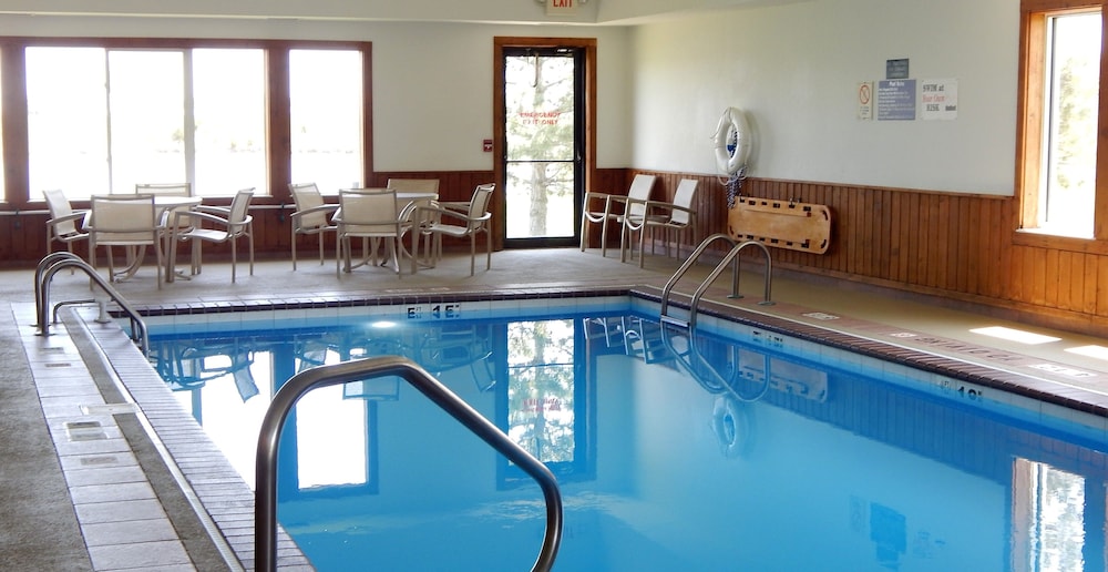 swimming pool spa