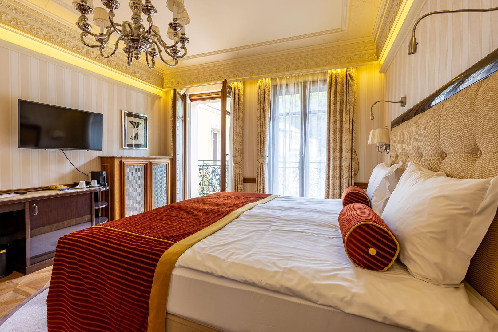 Room, Quintuple, Queen Bed, Separate Building