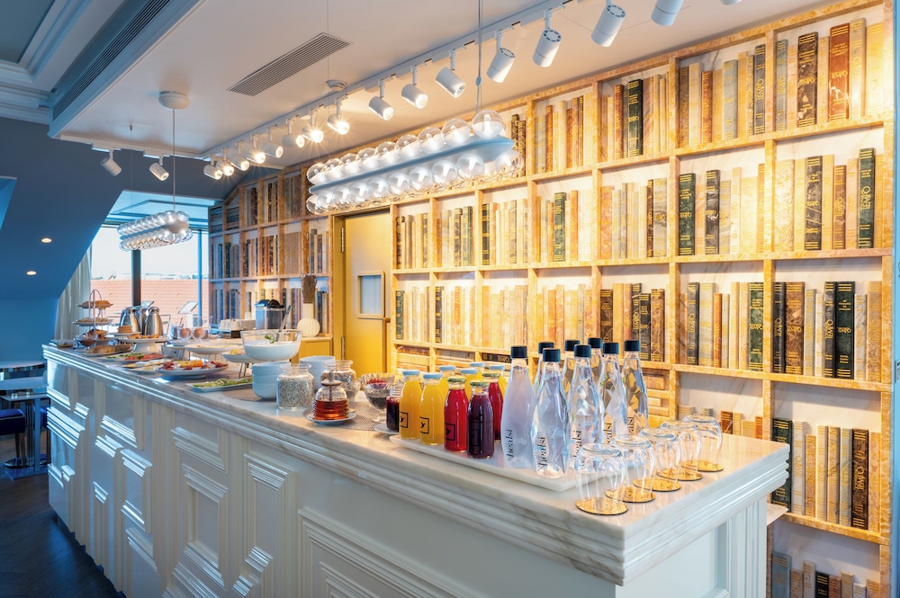 Hastens Sleep Spa - CBR Boutique Hotel 6/29