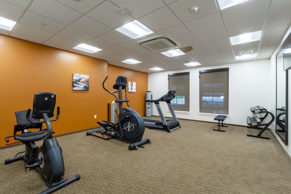 Comfort Inn & Suites - Harrisburg Airport - Hershey South 23/48