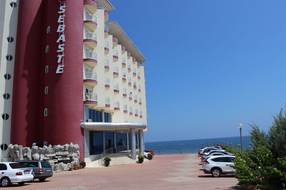 Royal Sebaste Hotel 3/42