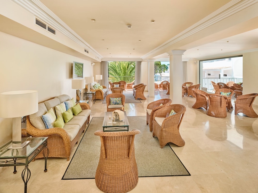 Ria Park Garden Hotel 33/67