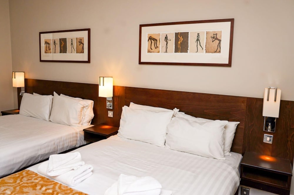 New Wilmington Hotel 31/58