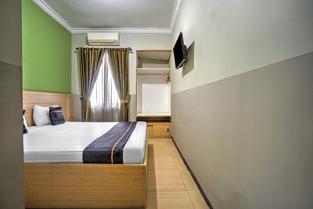 Hotel O near Juanda Airport formerly Azzahra Guest House Family 13/26