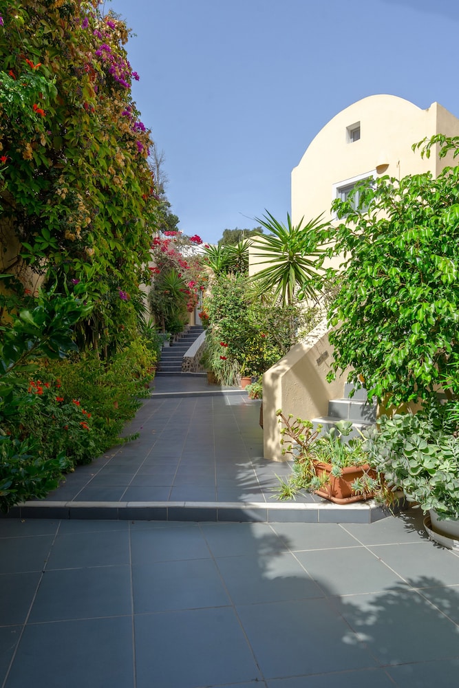 Ersi Villas 44/50