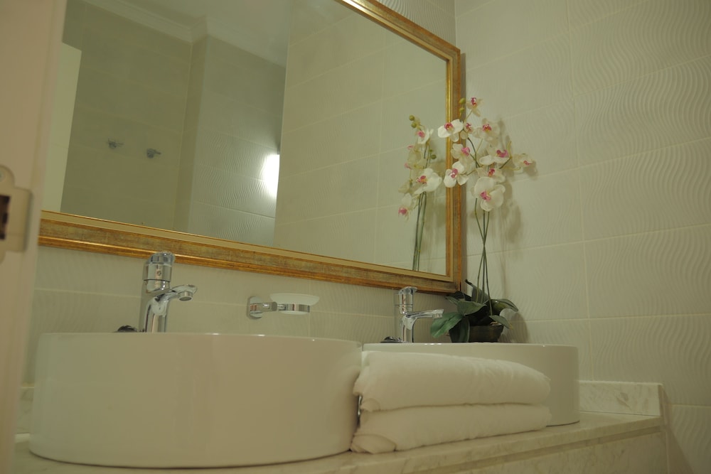 Piramides Resort 58/60