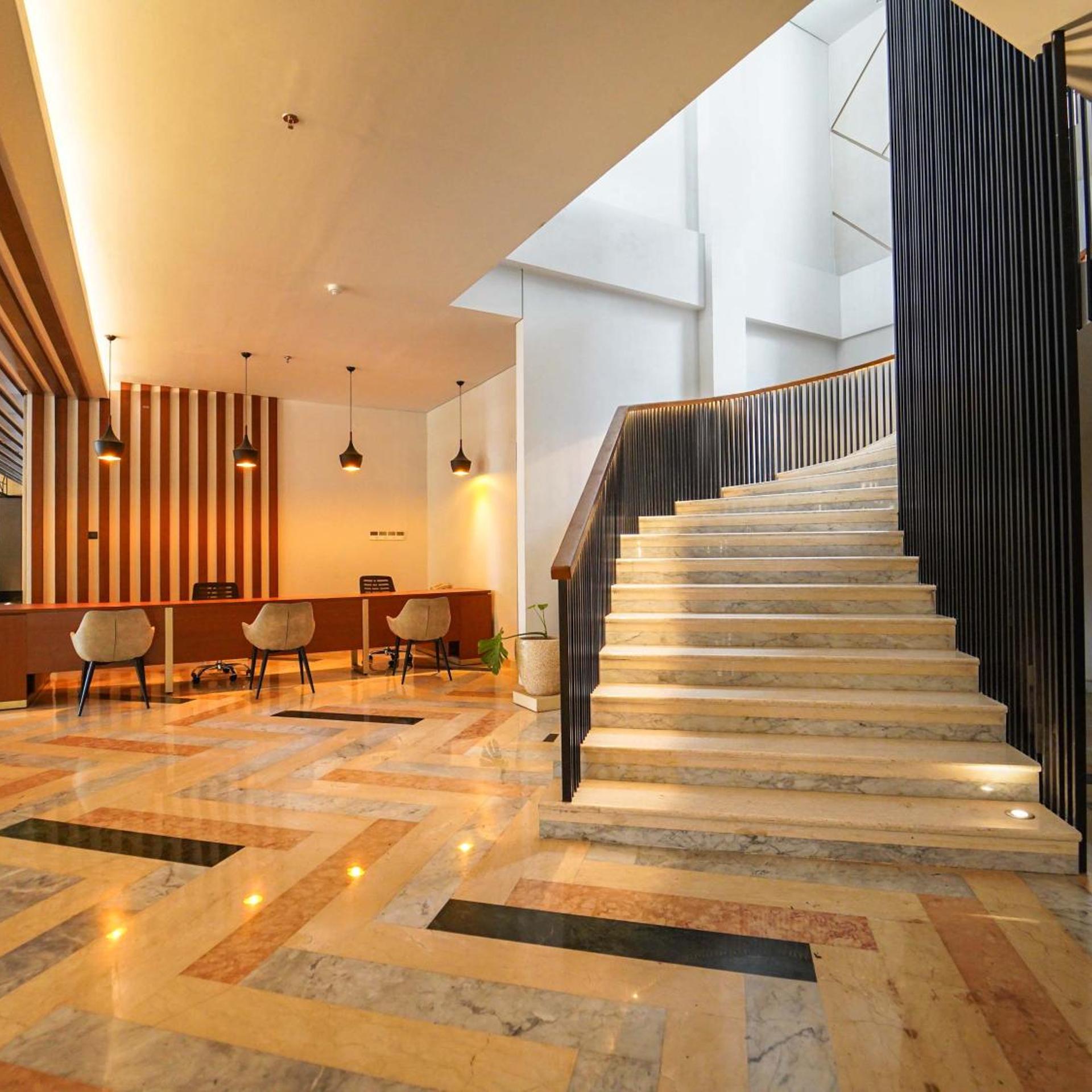 Rayz Umm Hotel 25/50