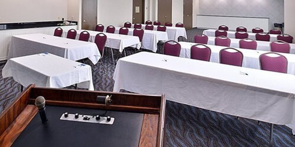 Elimwood Hotel, A Ramada by Wyndham 50/64