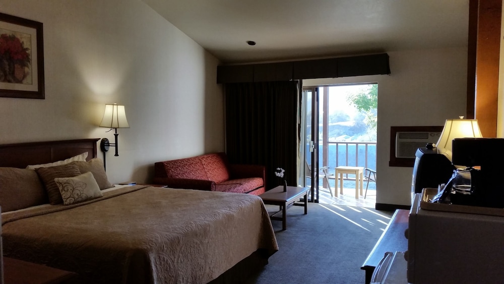 Western Holiday Lodge Three Rivers 17/41